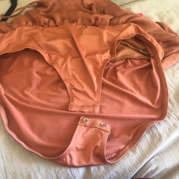 New w/tag Silk-like Roses Halter Bodysuit - Picture 3 of 3